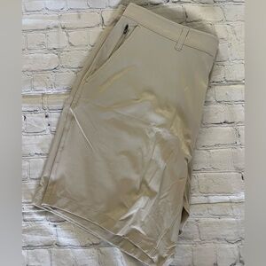 Mens Chaps Golf Tan Shorts 9”